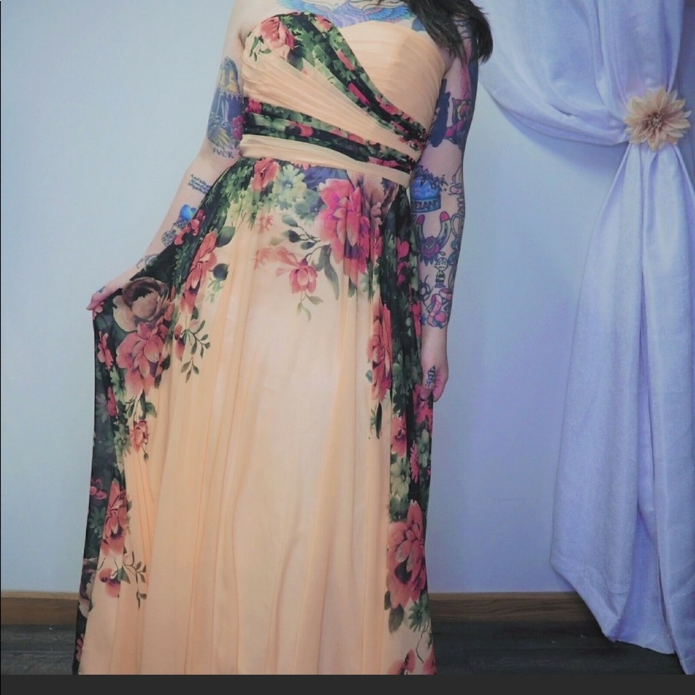 Grace Karin Gown. Size 12. Gorgeous. Must have!! - Picture 3 of 5